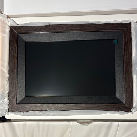 Kodak Classic Photo Frame 10 inch Wi-Fi Enabled